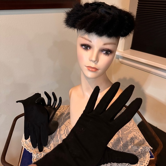 Black Mink MCM Halo Hat / True vintage c1960s with Black Gloves main image 12